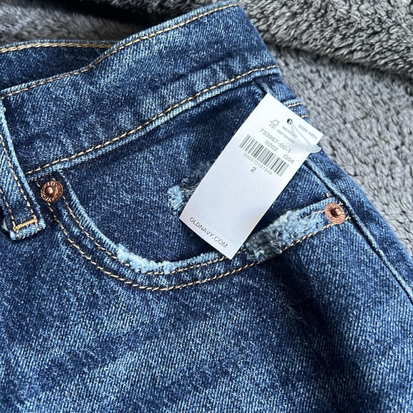 Size 2 Old Navy high- rise slouchy straight jeans - Picture 3 of 3